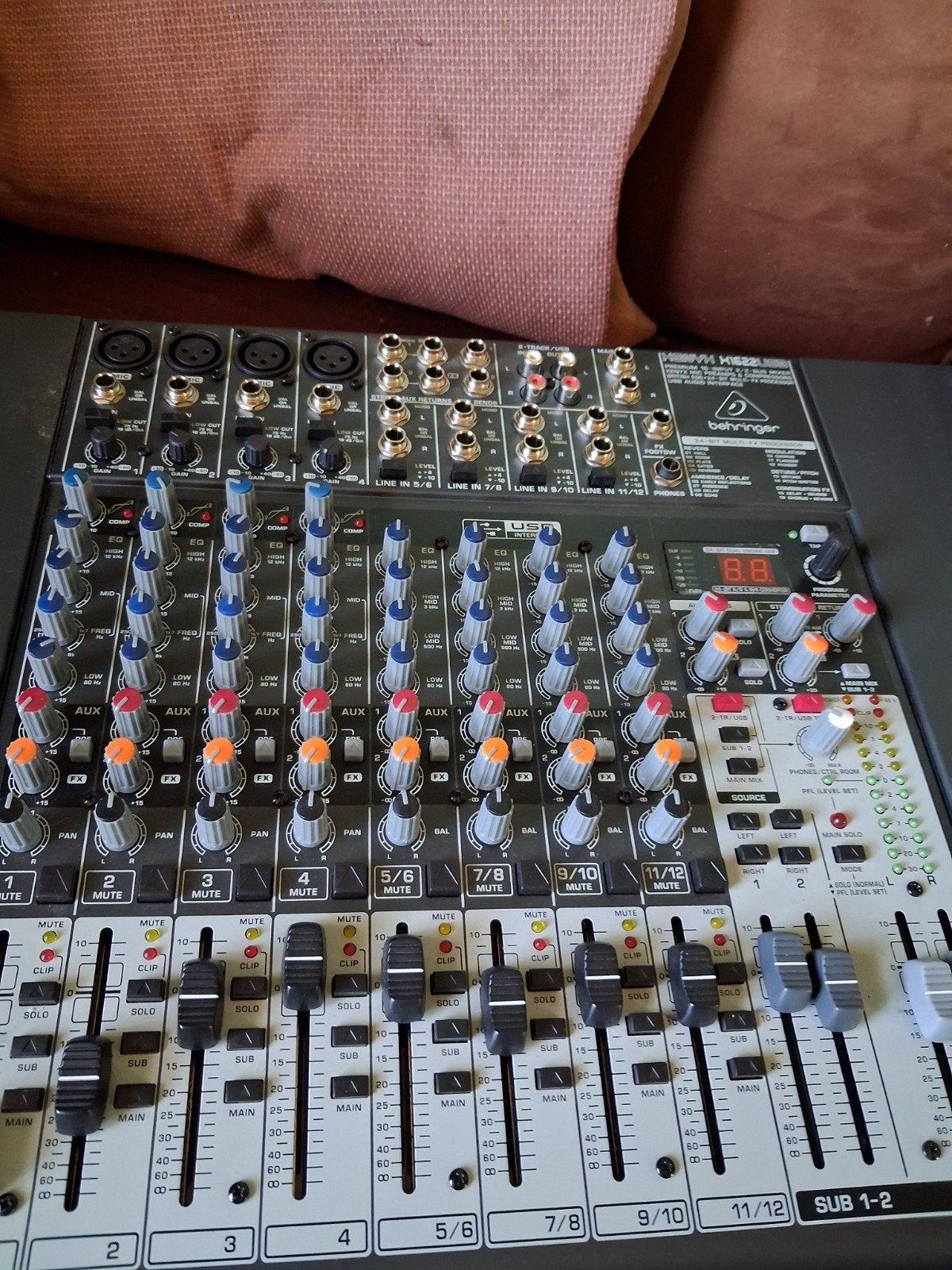 Behringer Xenyx X1622USB Mixer - Premium 16-kanaals, Ophalen of Verzenden, Zo goed als nieuw, 10 tot 20 kanalen, Microfooningang