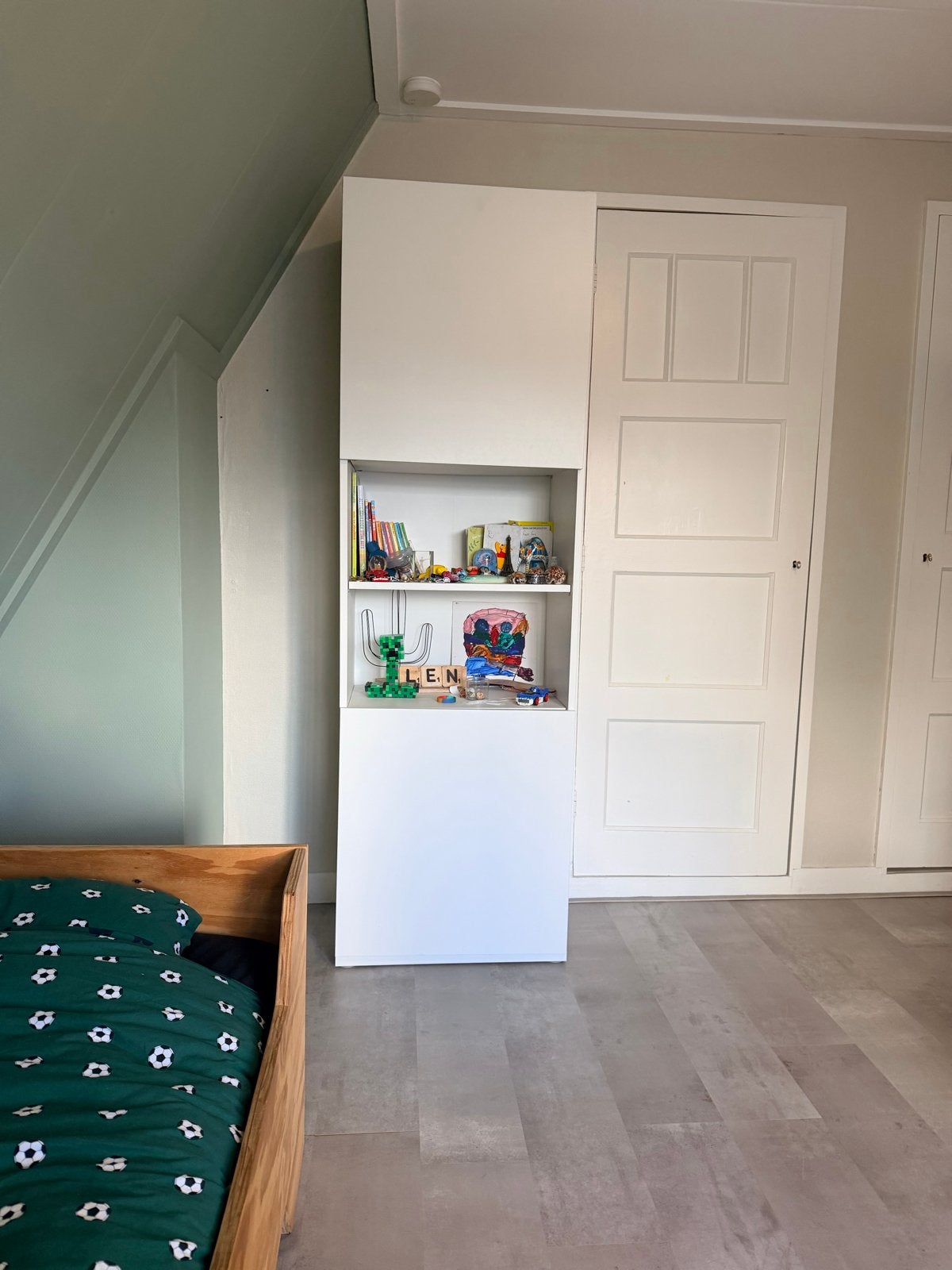 IKEA BESTA kast wit met LAPPVIKEN deuren en 5 planken, Ophalen, Zo goed als nieuw