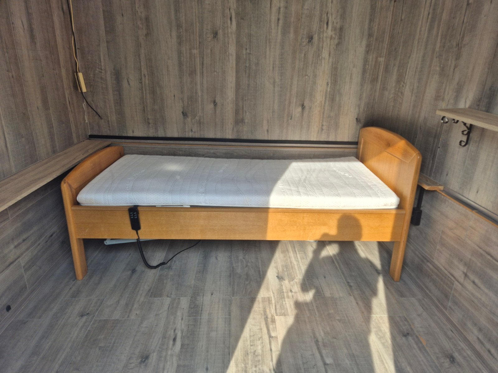 Elektrisch bed 90 x 200, Ophalen, 90 cm, Eenpersoons, Wit