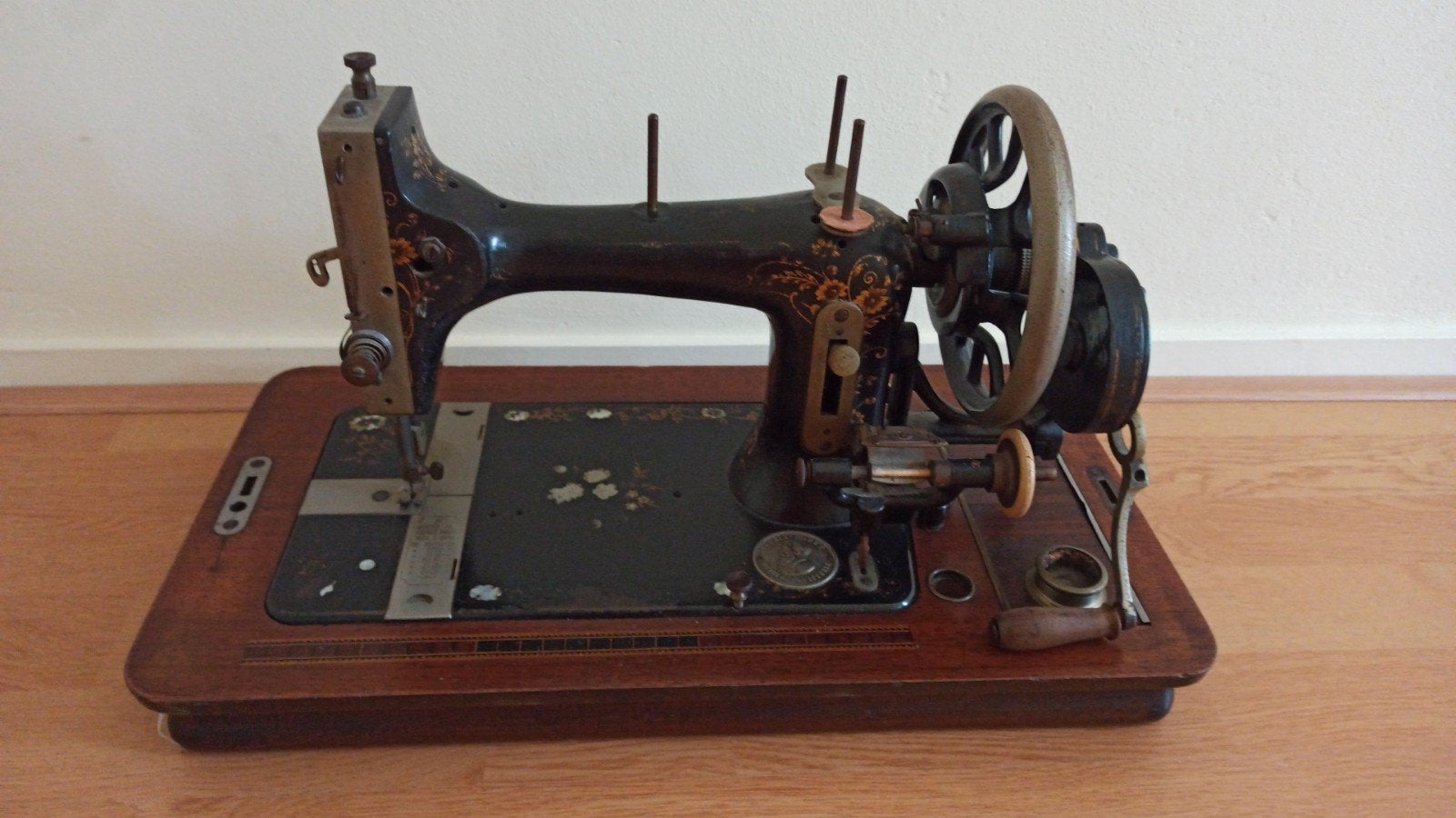 Antieke Naaimachine, Antiek en Kunst, Ophalen