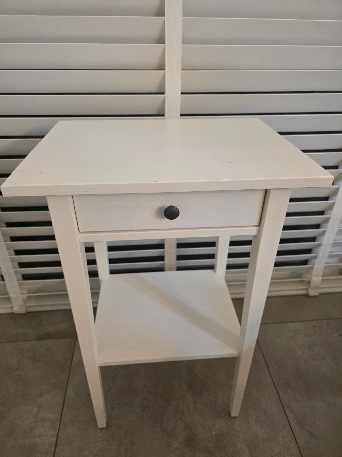 Wit nachtkastje van IKEA met lade, Ophalen, Gebruikt, Minder dan 45 cm, 55 tot 70 cm