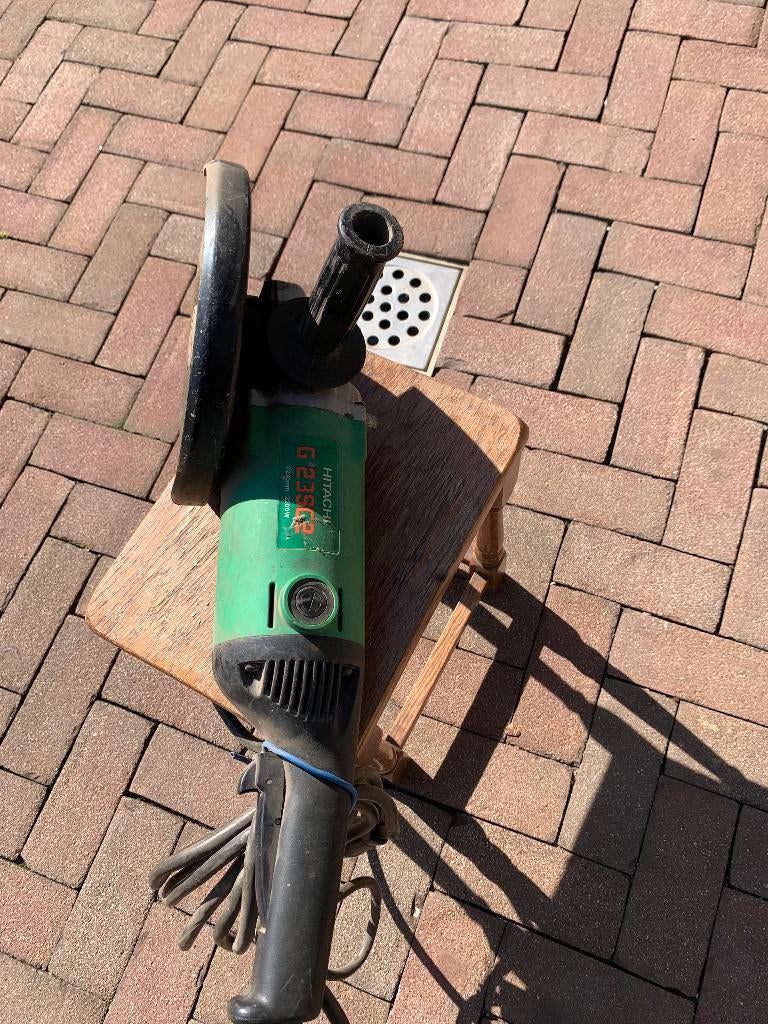 (2de) Te Koop Profesionele  Hitache slijptol  220v G235ce io, Ophalen, Zo goed als nieuw, 1000 watt of meer, Haakse handslijpmachine