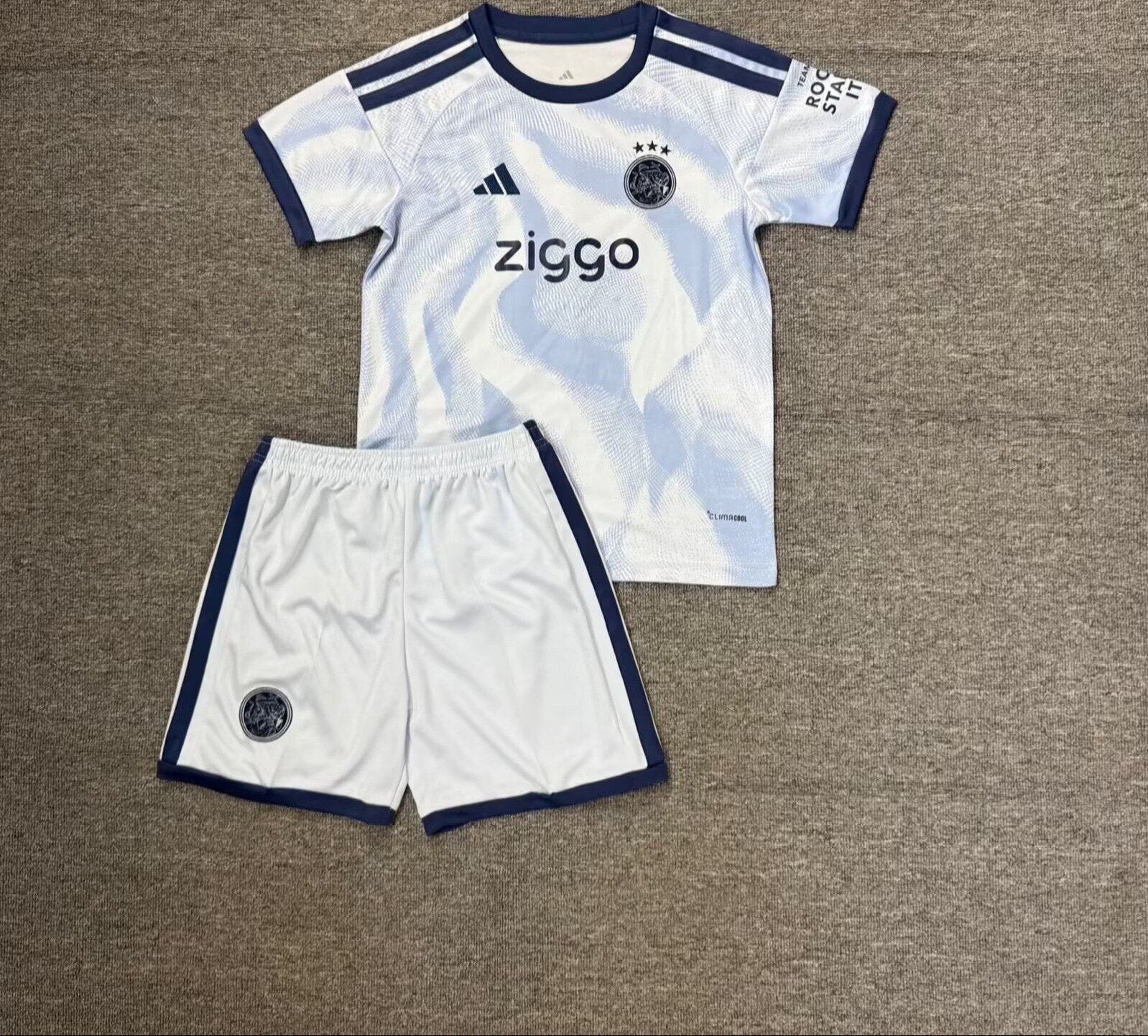 Ajax Tenue | Incl. Verzending & Bedrukking | Alle Maten, Kinderen en Baby's, Ophalen of Verzenden, Nieuw, Jongen of Meisje