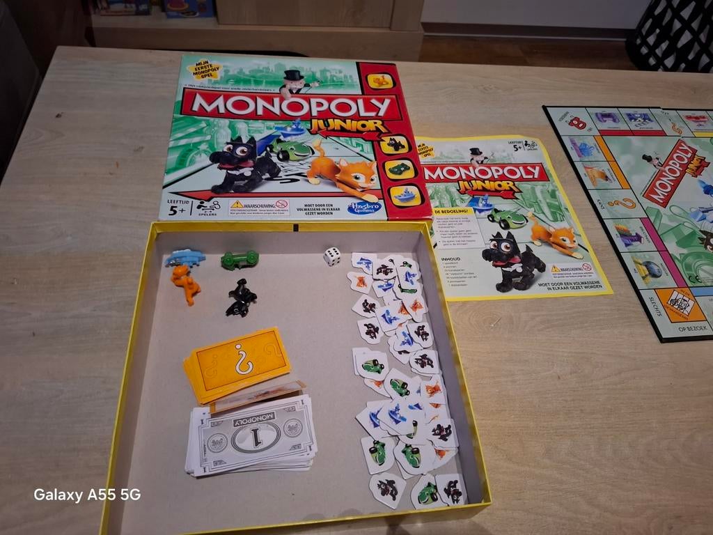 Monopoly Junior - Mijn Eerste Monopoly Spel, Ophalen of Verzenden, Zo goed als nieuw, Consumercare@hasbro.com, Hasbro