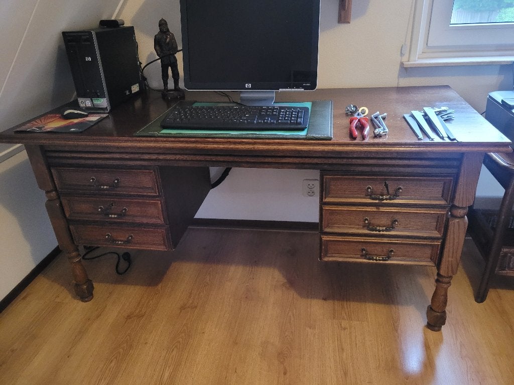 Antiek Houten bureau, Ophalen, Overige typen, Gebruikt, 150 cm