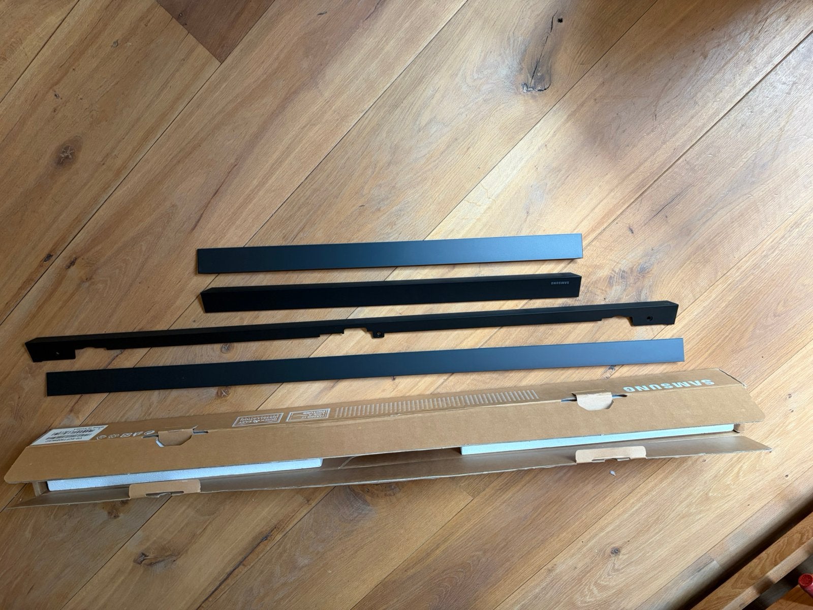 Nieuwe zwarte lijst Samsung Frame TV 50 inch, Ophalen, Nieuw