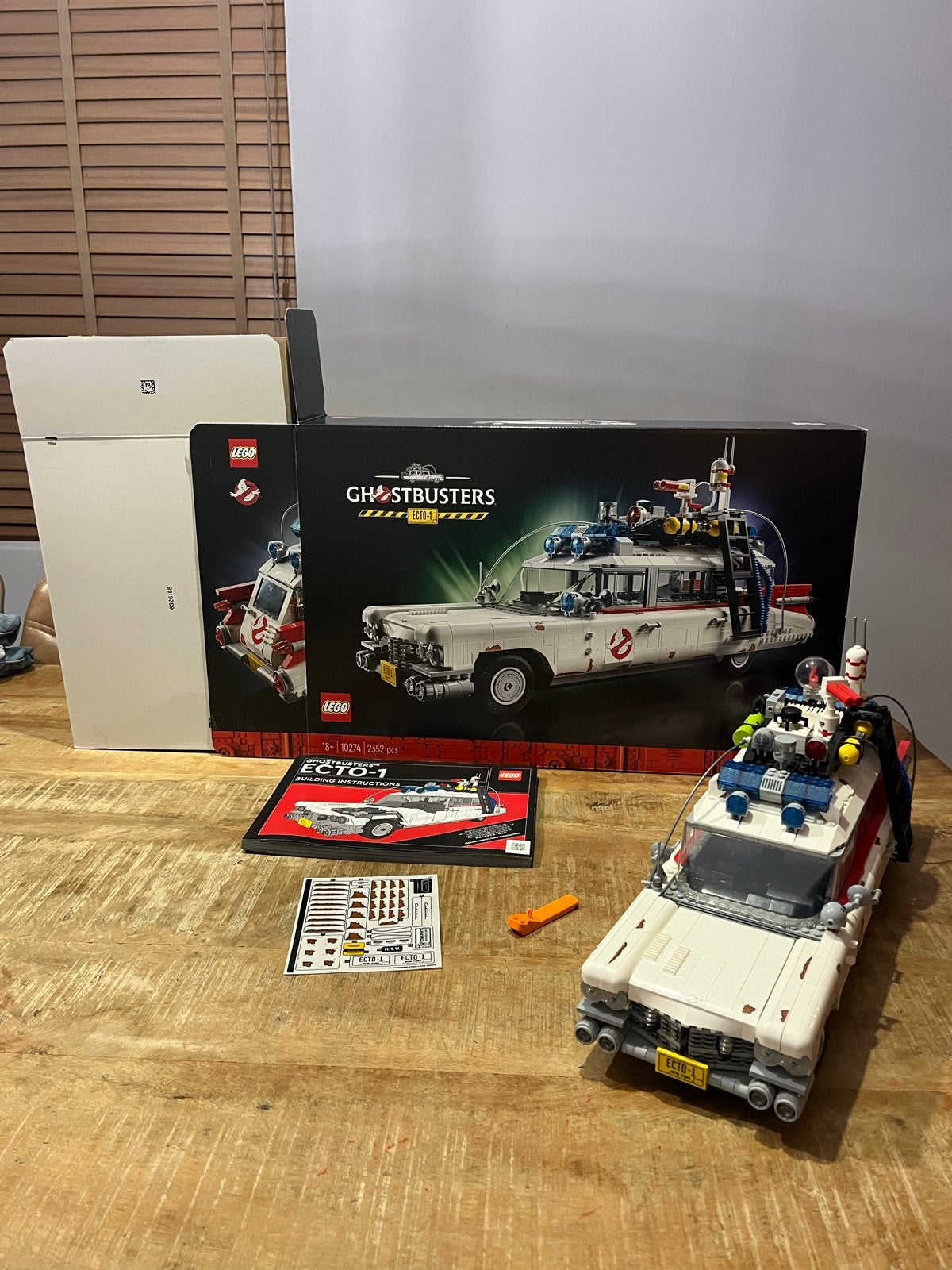 Lego Ghostbusters Ecto-1 (10274) - 100% compleet met doos, Compleet, Lego, Ophalen of Verzenden, Zo goed als nieuw
