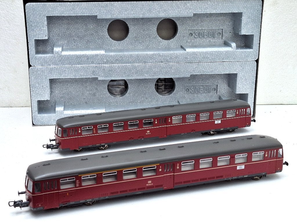 Kato 30806 DB Accutreinstel BR 515/815 AC tijdperk IV, Hobby en Vrije tijd, Modeltreinen | H0, Overige merken, Wisselstroom, Locomotief