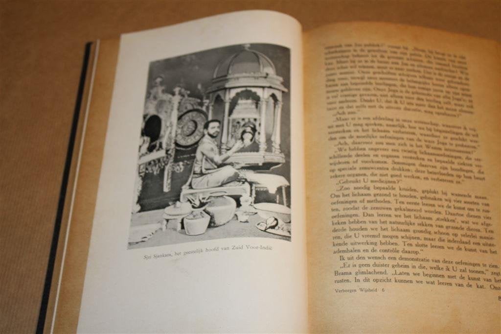 Verborgen wijsheid. Bij de Jogi\'s van Voor-Indië., Boeken, Ophalen of Verzenden, Gelezen, Overige onderwerpen, Achtergrond en Informatie