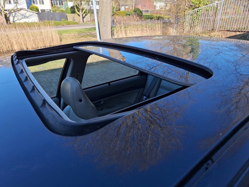 Volvo S80 2.5T Sapphire Automaat Full Option Incl Nieuwe APK, Auto's, Volvo, Stoelverwarming, Blauw, 2521 cc, Bedrijf