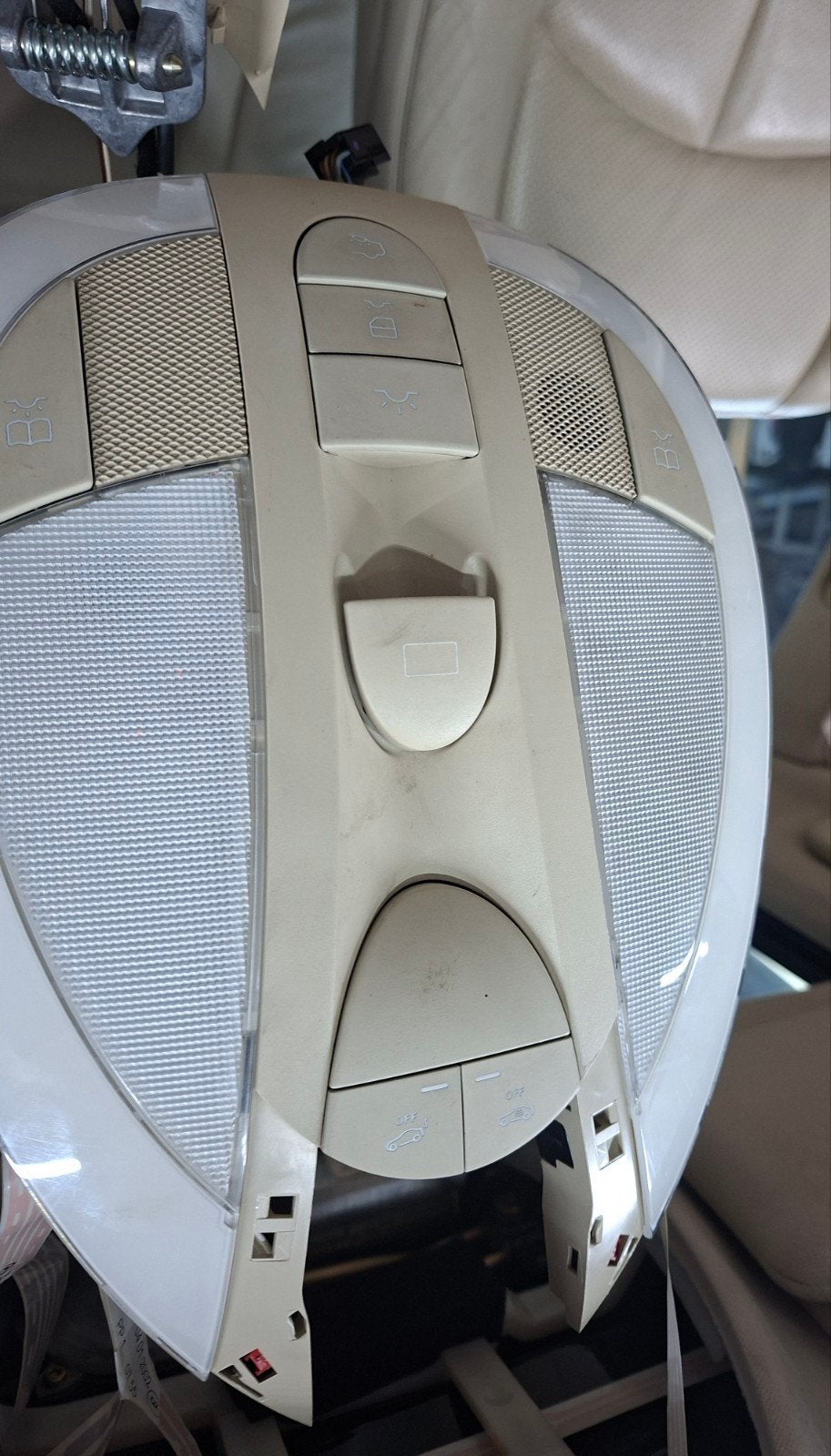 gezocht mercedes w211 binnenverlichting, Ophalen of Verzenden, Nieuw
