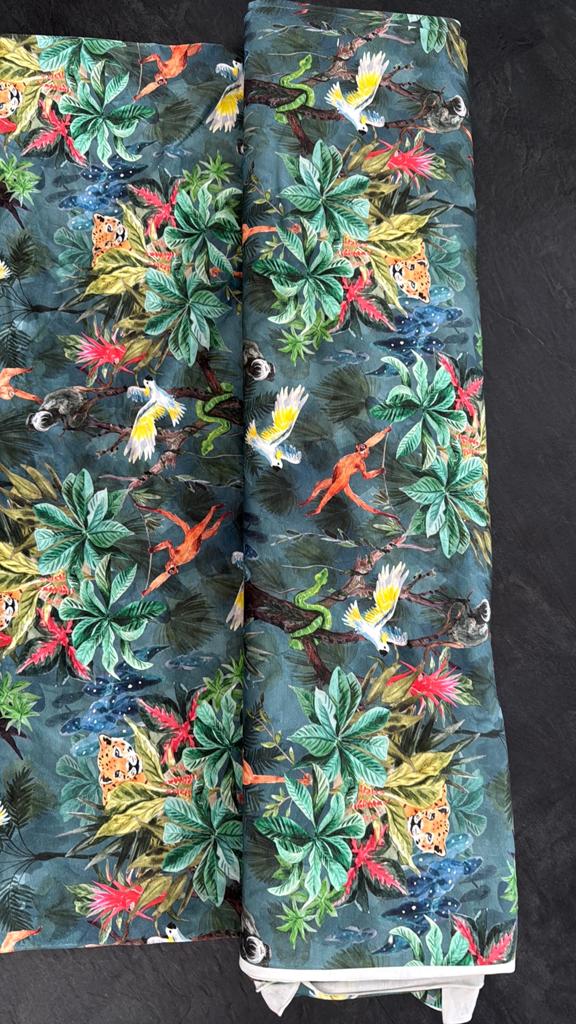 Rol stof jungle, Hobby en Vrije tijd, Stoffen en Lappen, 120 cm of meer, 200 cm of meer, Ophalen of Verzenden, Zo goed als nieuw