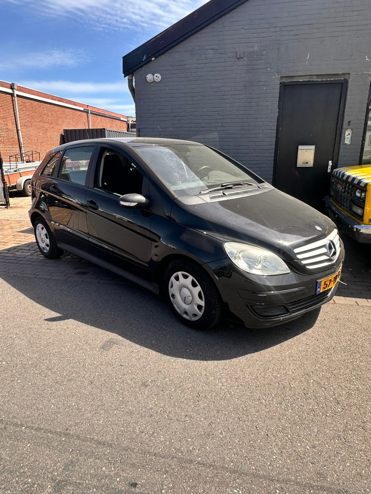 Mercedes-Benz B-Klasse 1.5 B150 5DRS 2006 Zwart, Voorwielaandrijving, 15 km/l, 1498 cc, Zwart