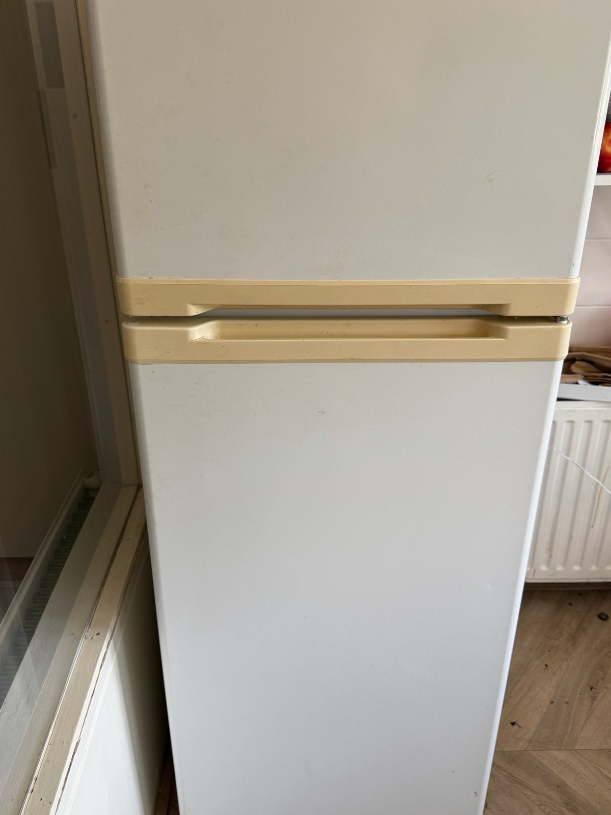 Gratis koelkast met vriesvak - zelf ophalen (4e etage), Ophalen of Verzenden, Gebruikt, Met vriesvak, 160 cm of meer