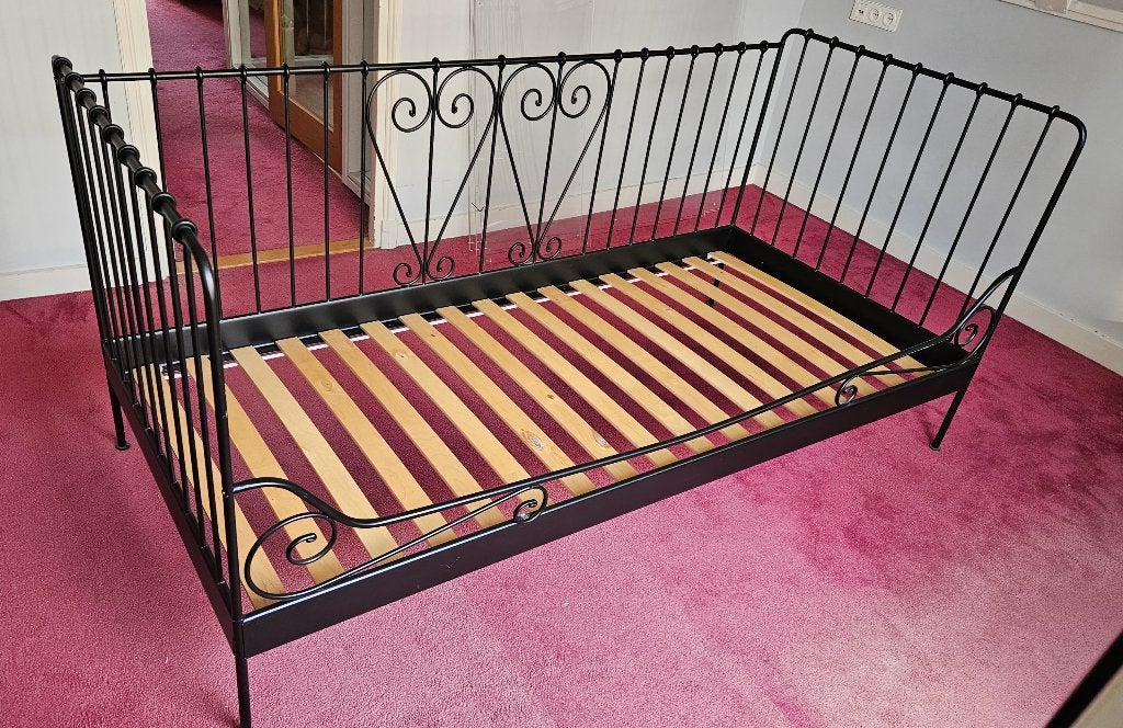 IKEA Meldal Bed / Slaapbank (90x200), Huis en Inrichting, Slaapkamer | Bedden, Ophalen, Gebruikt, 90 cm, Eenpersoons