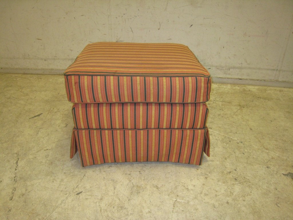 Leuke hocker op wieltjes met gestreepte stof, Huis en Inrichting, Niet ingevuld, Gebruikt, Niet ingevuld, Niet ingevuld