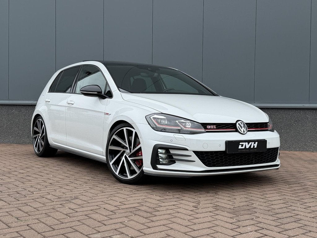 Volkswagen Golf 2.0 TSI GTI Performance PANO | DCC | DYN, Auto's, 1345 kg, Stof, Gebruikt, 1984 cc