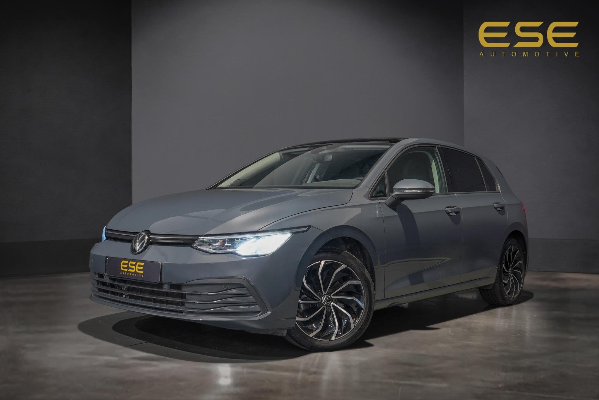 Volkswagen Golf 1.5 eTSI Pano | H&K | Camera | Dodehoek | Am, Stof, 116 pk, Bedrijf, 19 km/l
