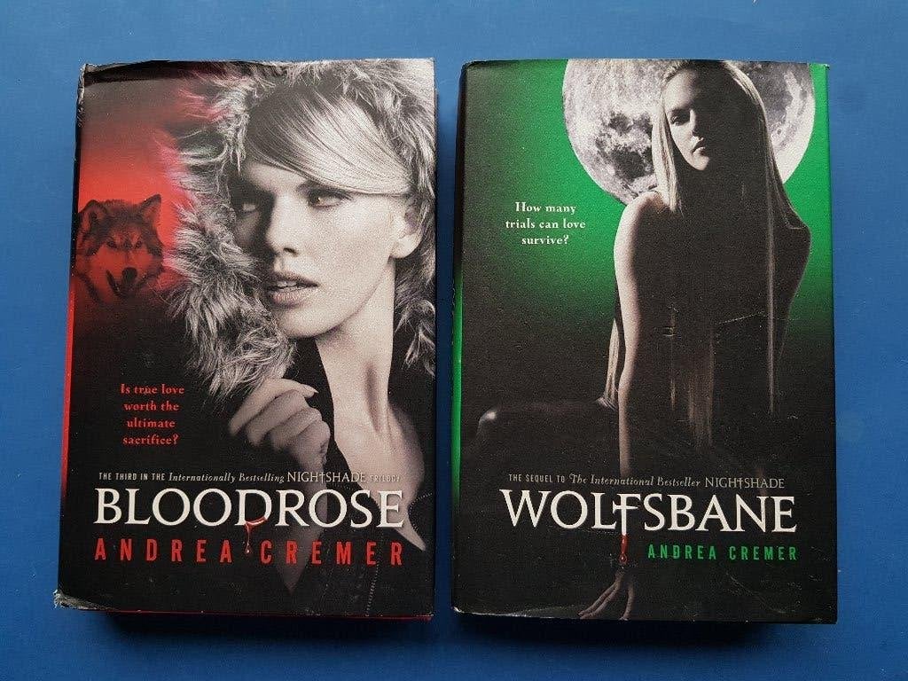 Andrea Cremer (2x) NIGHTSHADE, Ophalen of Verzenden, Gelezen