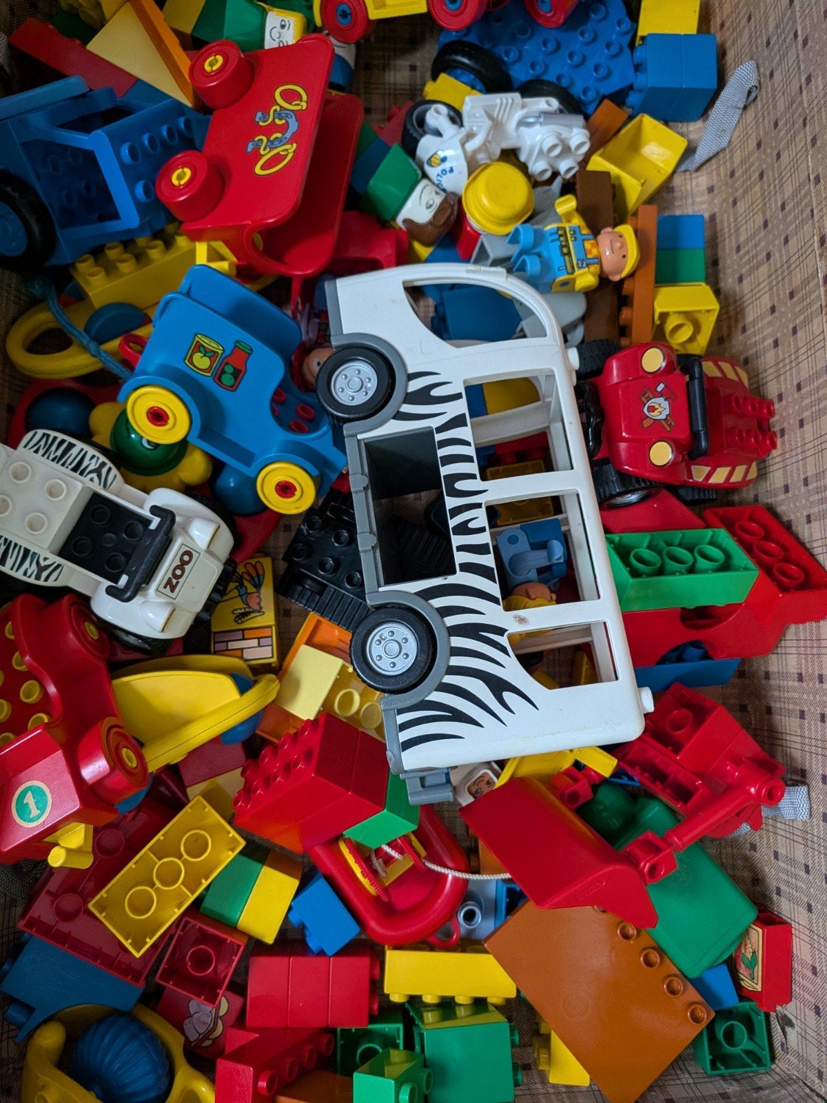 Lego Duplo.  Zit ook retro Lego bij., Ophalen of Verzenden, Gebruikt