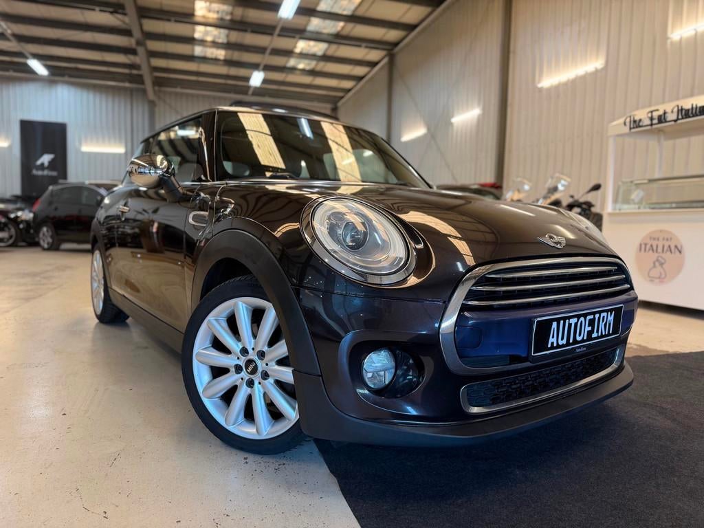 Mini Mini 1.5 Cooper Business Automaat Garantie mogelijk Pan, Auto's, Mini, 136 pk, Gebruikt, Bruin, 4 stoelen