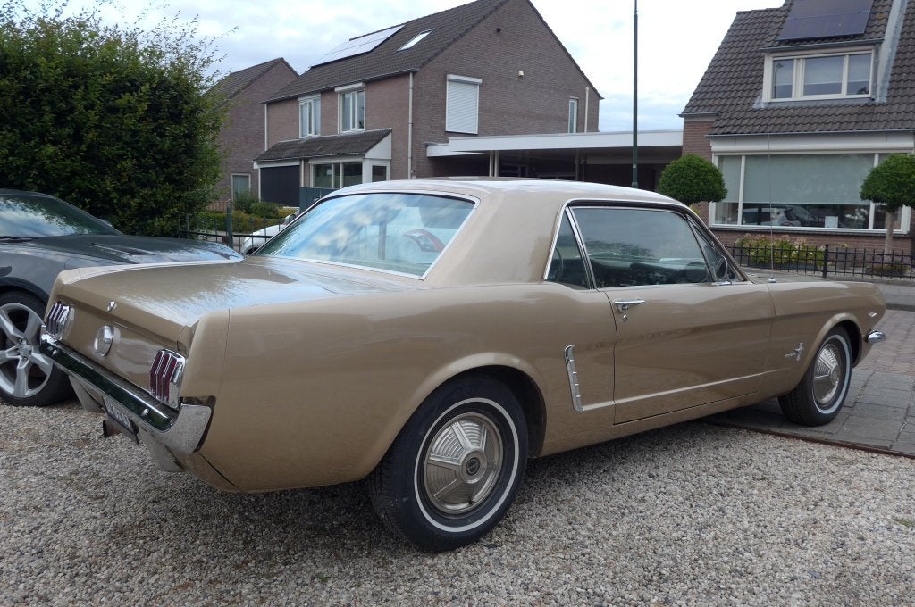 Ford Mustang 260 V8 handgeschakeld Unieke staat! (bj 1965), foto 2