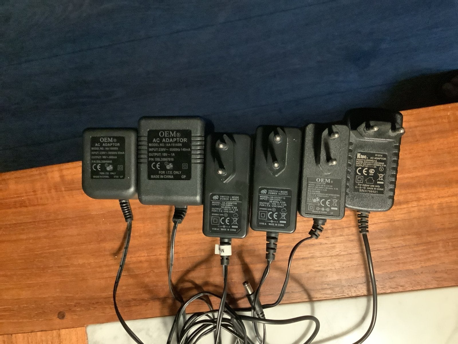 Diverse OEM en Ktec AC Adapters - Voedingen, Ophalen, Gebruikt