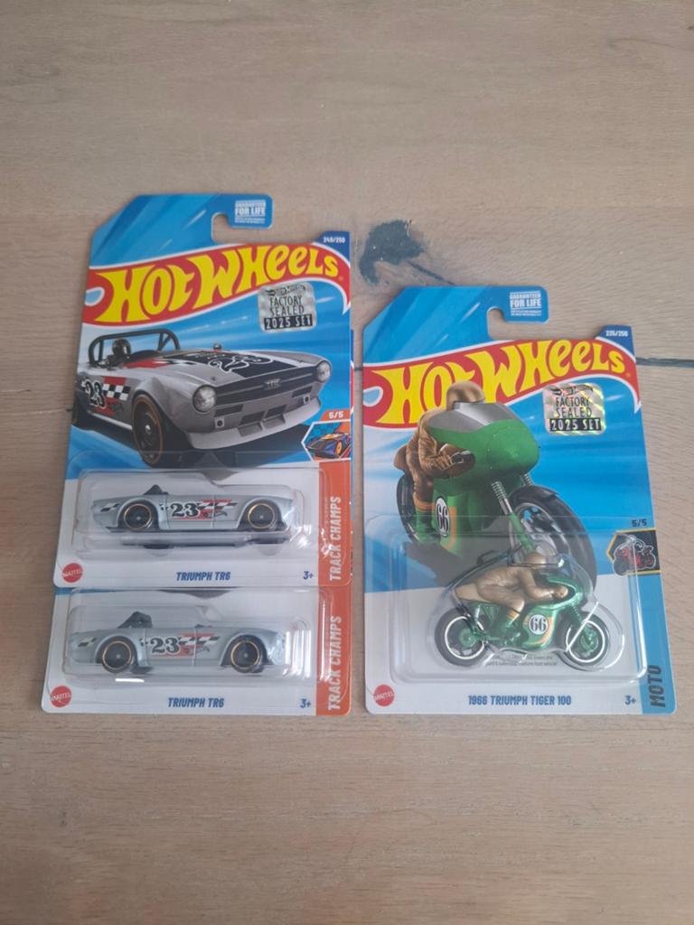 Hot Wheels Triumph mainlines, Ophalen of Verzenden, Nieuw, Auto