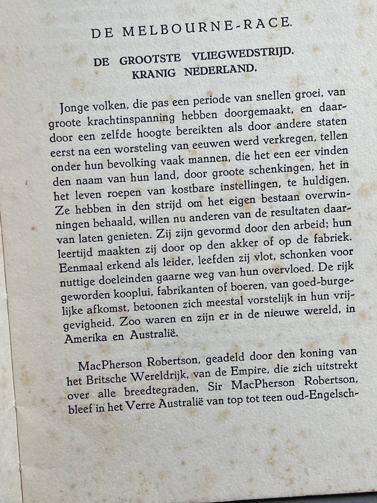 Wij vliegen om de wereld De Melbourne race.  Vliegwedstrijd., Ophalen of Verzenden, Zo goed als nieuw, Boek of Tijdschrift
