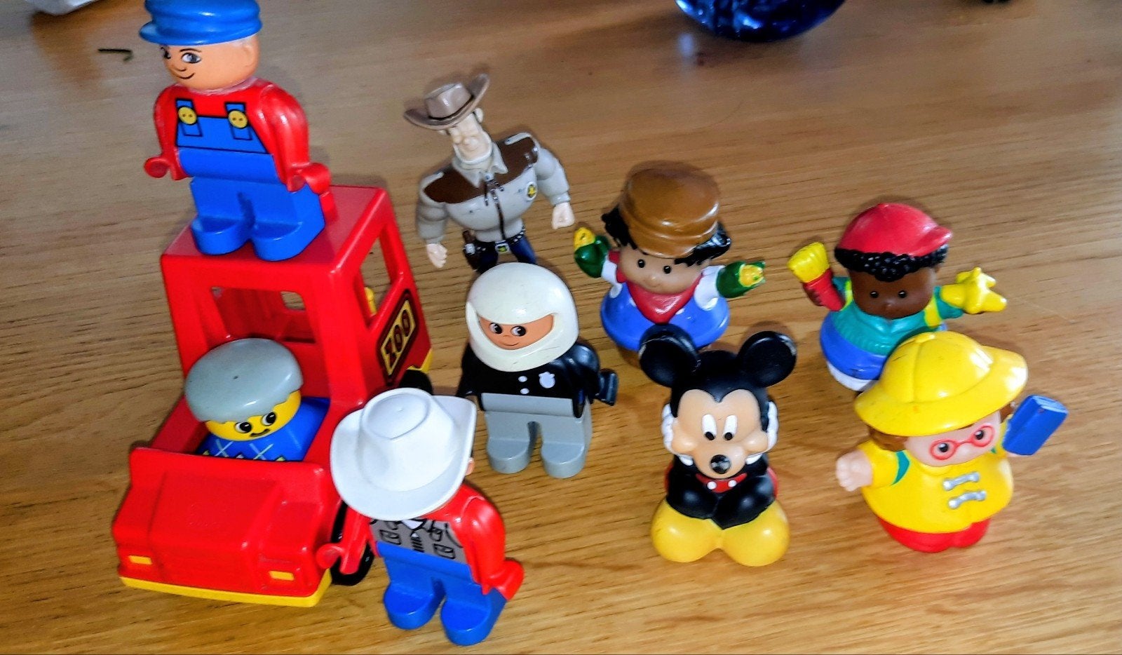 te koop izgst lego auto en poppetjes, Ophalen of Verzenden