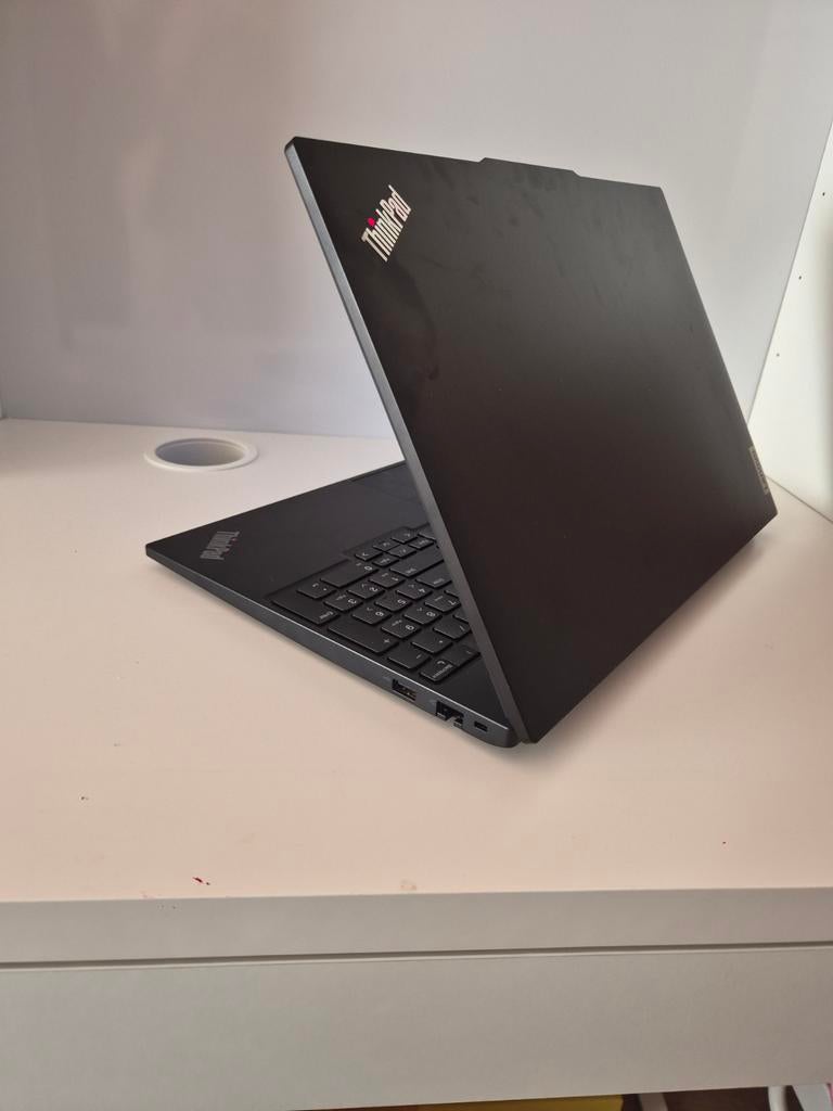 Lenevo thinkpad e16, Computers en Software, Windows Laptops, Zo goed als nieuw, 14 inch, SSD, 4 Ghz of meer, Ophalen of Verzenden