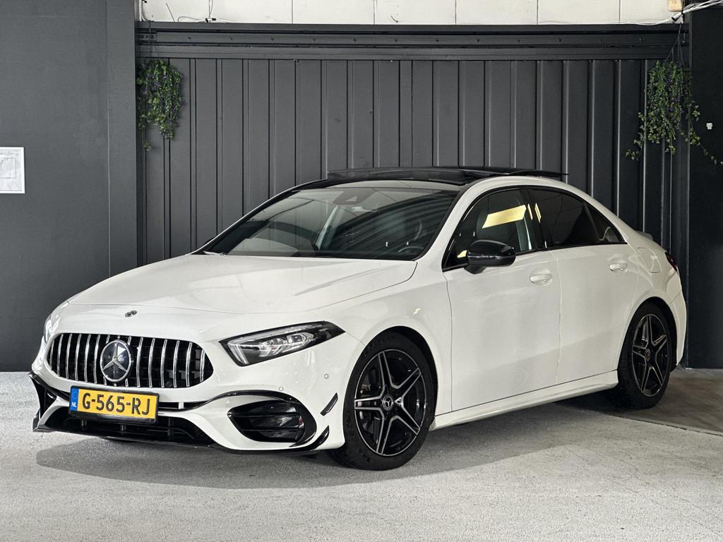 Mercedes-Benz A-klasse 180 Business Solution AMG | AMG-styli, Auto's, Mercedes-Benz, 136 pk, Gebruikt, 4 cilinders, Leder en Stof