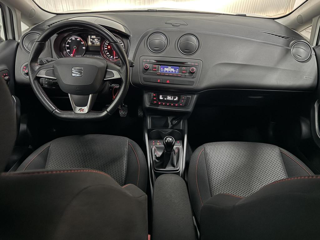 SEAT Ibiza 1.2 TSI FR 135 PK AIRCO/CLIMA CRUISE AUDIO LMV, Voorwielaandrijving, Euro 5, Zwart, 990 kg
