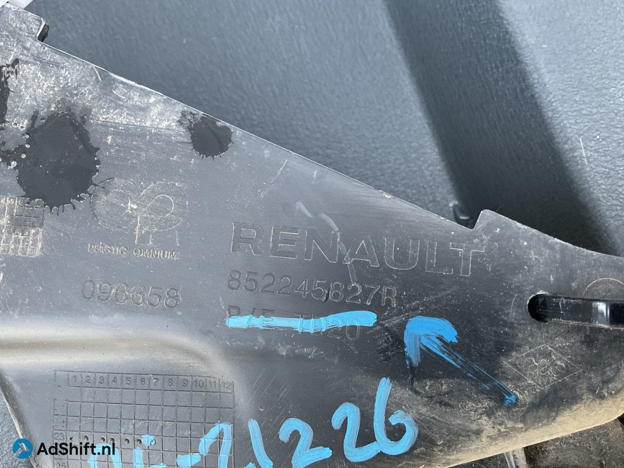 Bumper Houder Renault Trafic 852245827R rechts achter RE-212, Auto-onderdelen