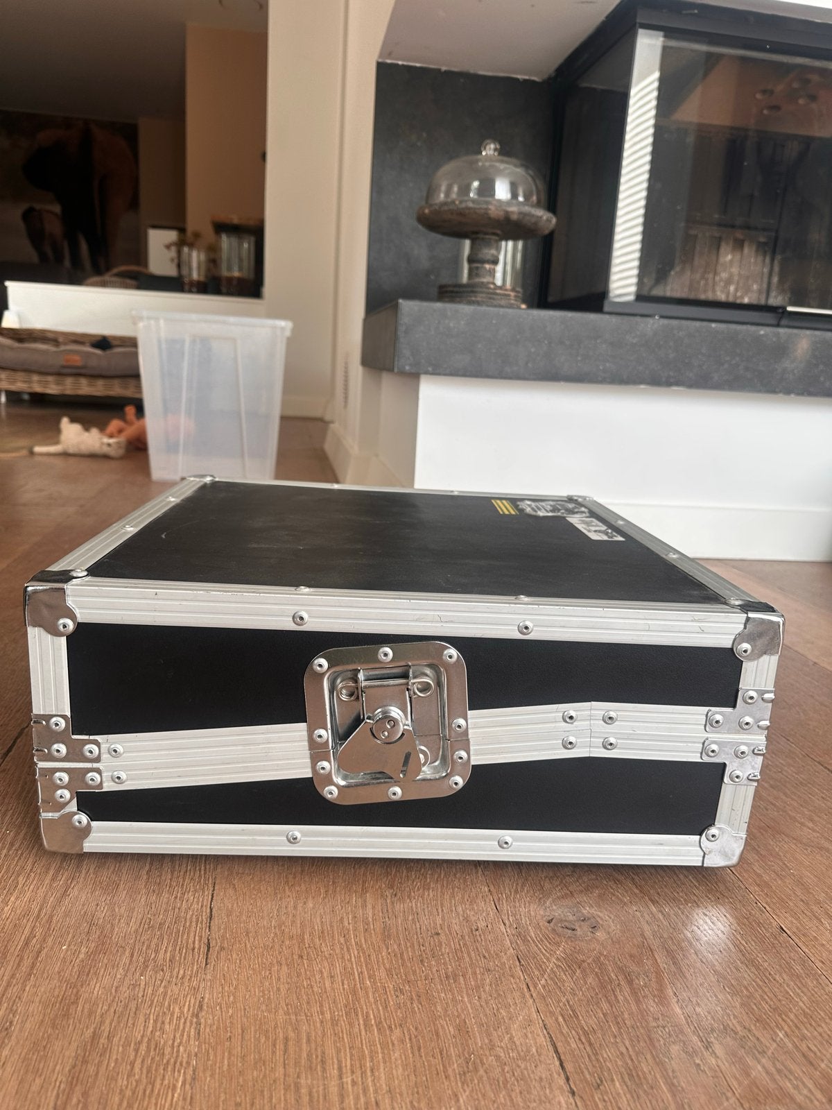 Foto 3 van Road Ready Flightcase voor effectpedalen