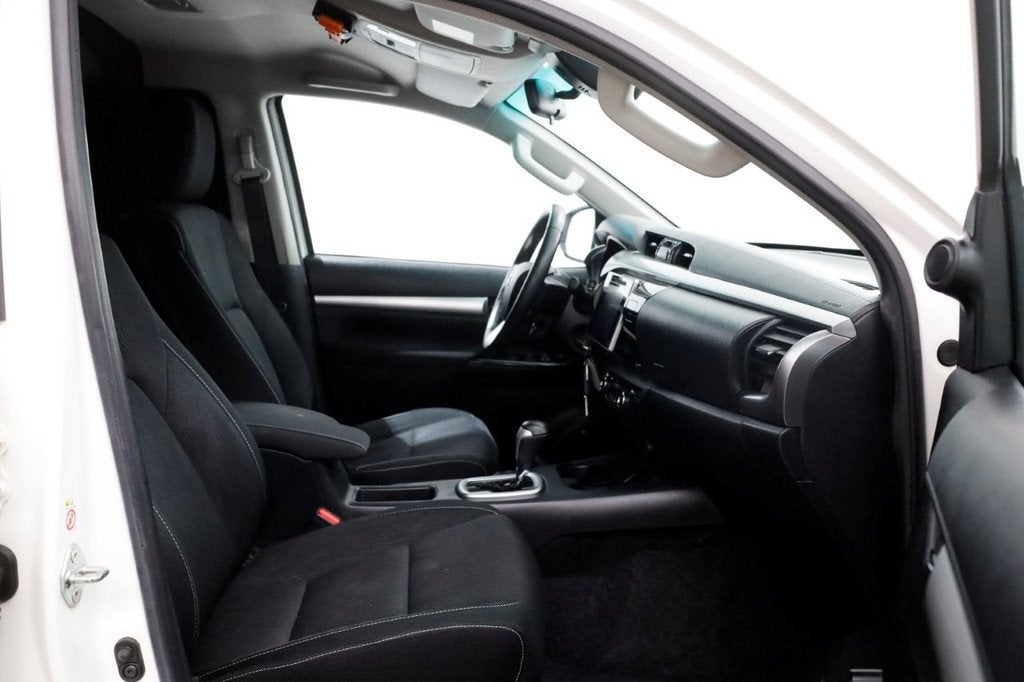 Toyota Hilux 2.4 D-4D-F 150pk E6 4WD 4x4 Double Cab Automaat, Auto's, Automaat, Gebruikt, Euro 6, 4 cilinders