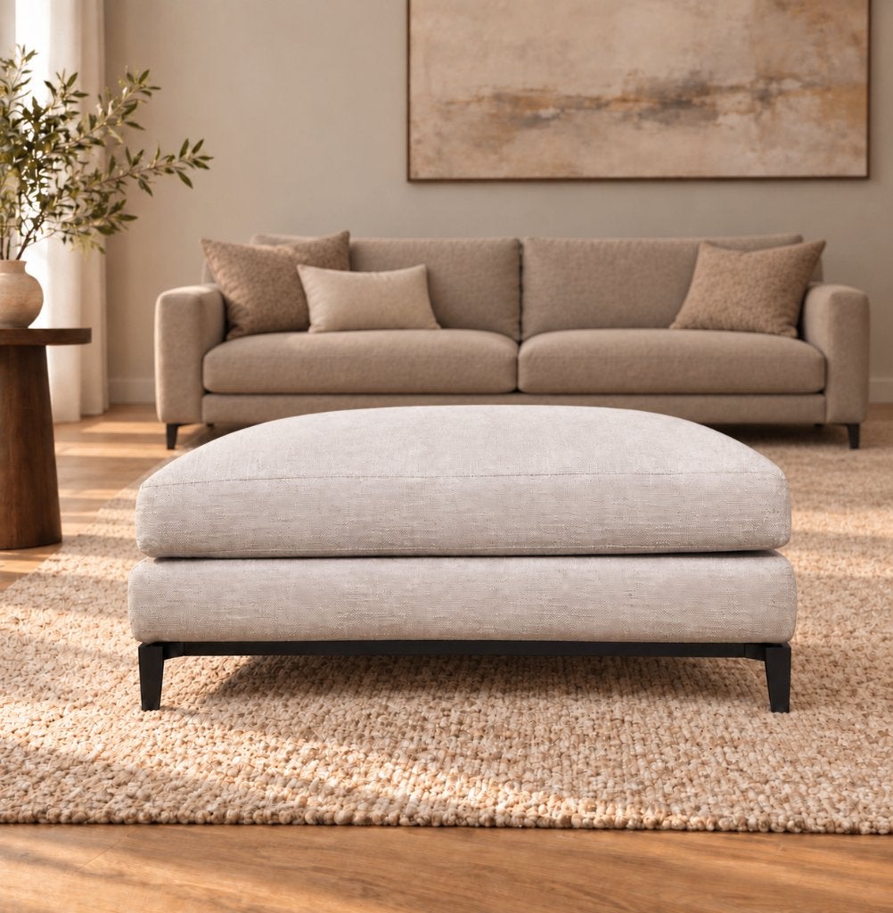 NIEUWSTAAT Minotti Andersen Hocker + GARANTIE, Huis en Inrichting, Design Hocker Voetenbank Poef Minotti, Minotti, 100 tot 125 cm