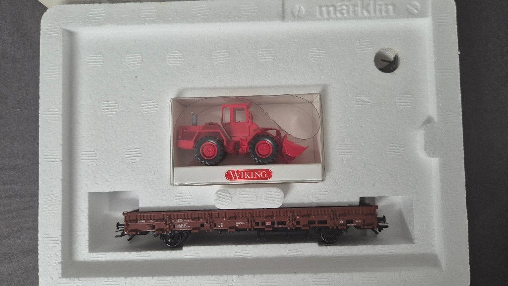 Märklin 46972 H0 - Platte wagen met rode graafschop, Overige merken, Gelijkstroom of Wisselstroom, Brug, Tunnel of Gebouw, Ophalen of Verzenden