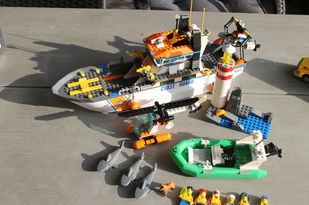 lego city coastguard patrouille 60014, Kinderen en Baby's, Speelgoed | Duplo en Lego, City, Lego, Ophalen of Verzenden, Zo goed als nieuw