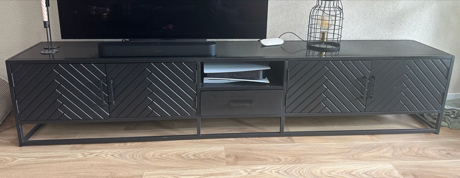 Visgraat TV Meubel Zwart - 250cm Breed, Overige houtsoorten, Ophalen of Verzenden, Zo goed als nieuw, 200 cm of meer