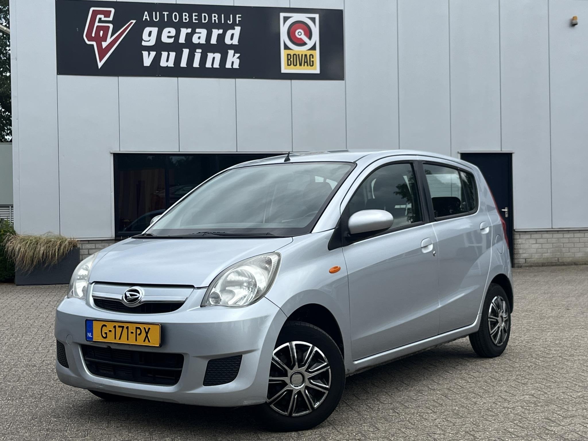 Daihatsu Cuore 1.0 Trend 5-DEURS AIRCO APK 02-2027, Auto's, Voorwielaandrijving, Stof, 18 €/maand, 4 stoelen