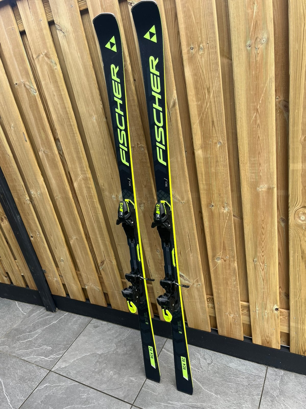 Fischer RC4 Worldcup RC 2025 – Race/Slalom Ski, Ophalen, 160 tot 180 cm, Fischer, Zo goed als nieuw