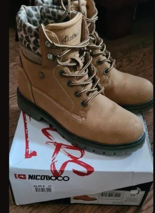 Nieuwe gele Nicoboco bergschoenen maat 39, Nicoboco, Geel, Nieuw, Wandelschoenen