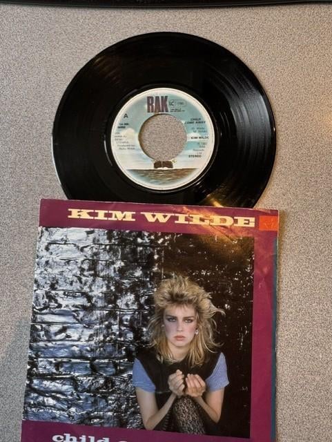 KIM WILDE - child come away 7 INCH 1982 NL, Fotohoes, Ophalen of Verzenden, Gebruikt, Pop