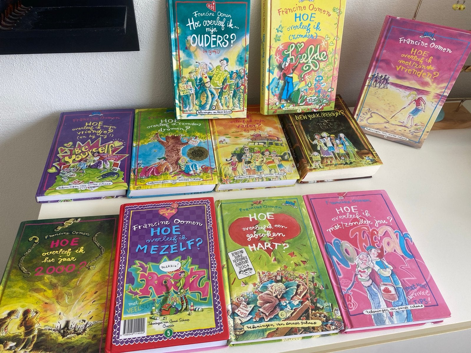 Hoe overleef ik boeken - Francine Oomen, Ophalen of Verzenden, Zo goed als nieuw, Francine Oomen