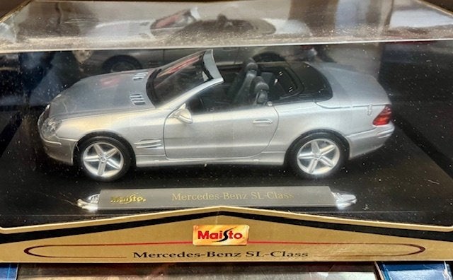 Coelianmodels, Maisto, Mercedes Benz SL-Class, 1/18, € 42,99, Hobby en Vrije tijd, Modelauto's | 1:18, Ophalen of Verzenden, Nieuw