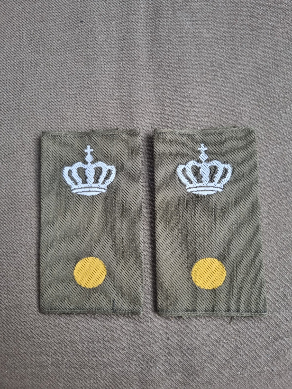 Rangen gvt adjudant instructie, Ophalen of Verzenden, Landmacht, Nederland, Embleem of Badge