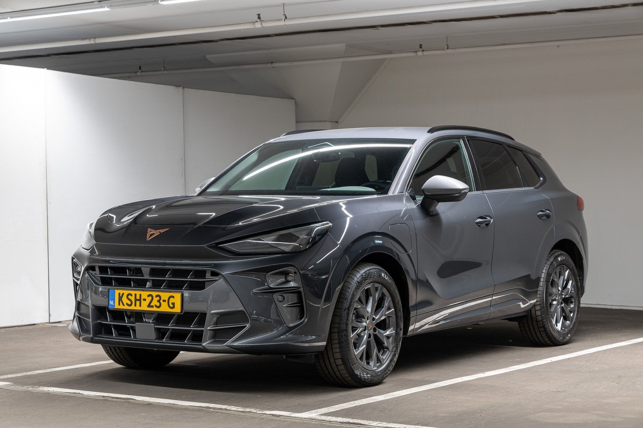CUPRA Terramar 1.5 TSI e-Hybrid Business Limited, Auto's, 1798 kg, 4 cilinders, Bedrijf, Zilver of Grijs
