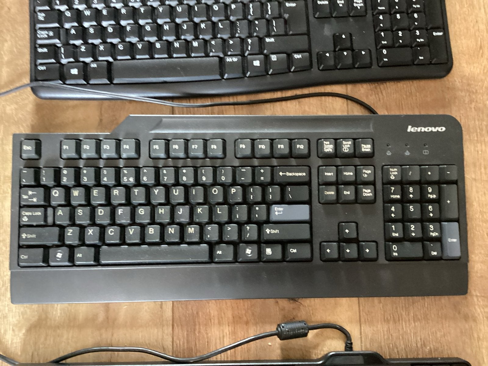 Partij van 3 retro keyboards: Logitech, Dell, Lenovo, Computers en Software, Toetsenborden, Ophalen of Verzenden, Zo goed als nieuw