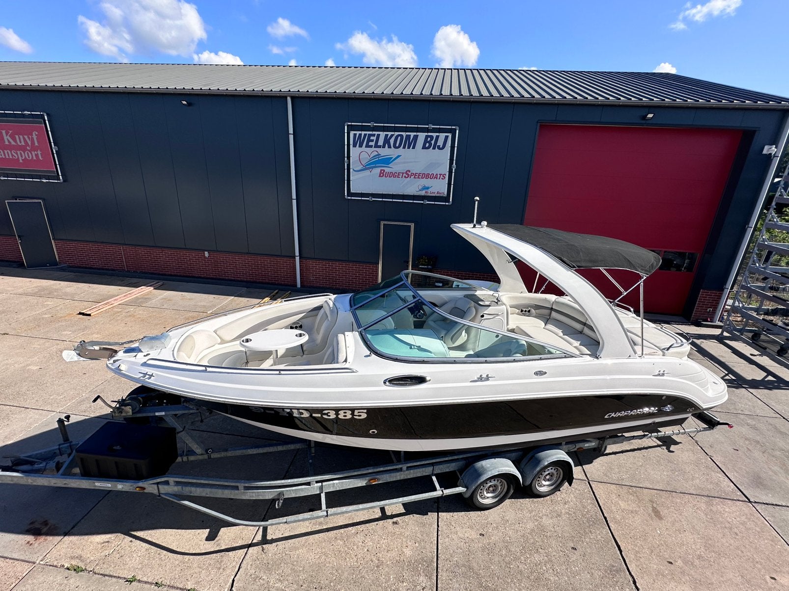 Chaparral 256 Bowrider Volvo Penta 5.0 injectie V8 300 PK, Gebruikt, Binnenboordmotor, Viertaktmotor, Ophalen of Verzenden